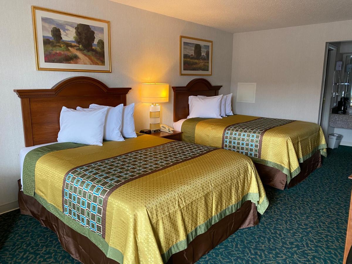 Harrisonville Inn & Suites Eksteriør bilde